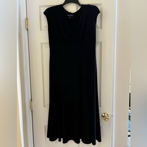 EUC - Jones New York Black V-Neck Ankle Length Cocktail Dress - Woman's Size 14